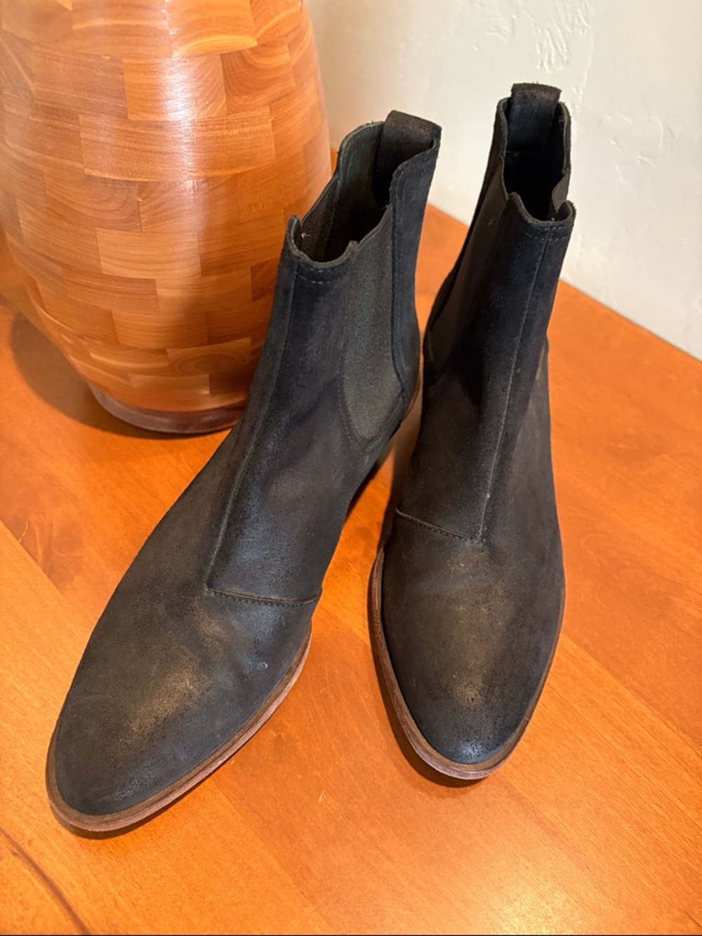 Rag and bone black suede boots